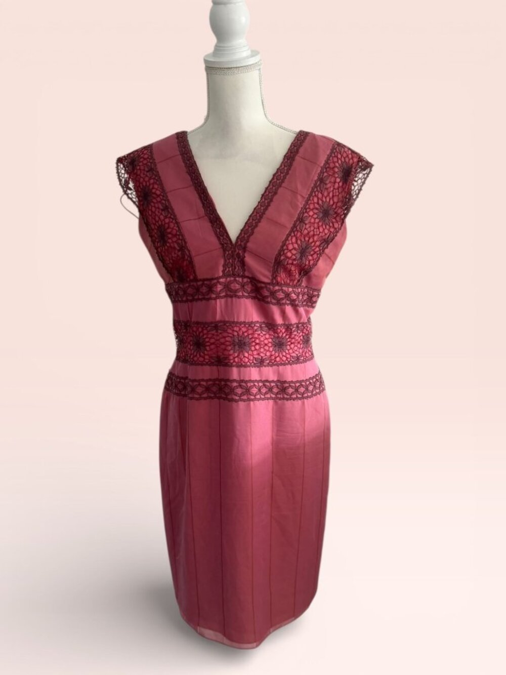 KAY UNGER Pink Embroidered Cocktail Dress Size US 10